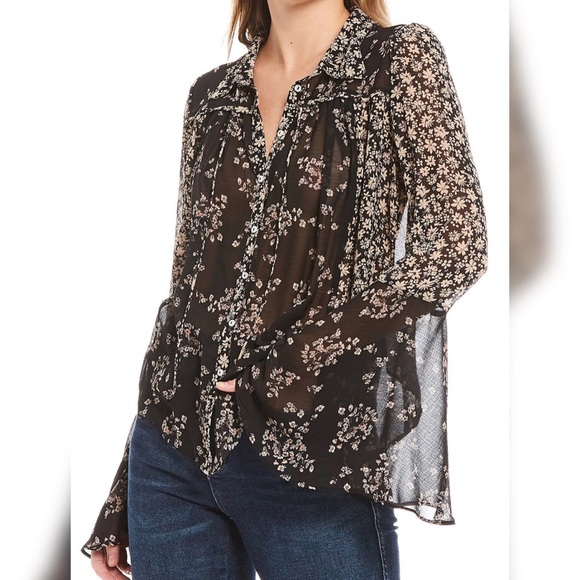 Free People's semi-sheer, floral-print blouse - Picture 2 of 6